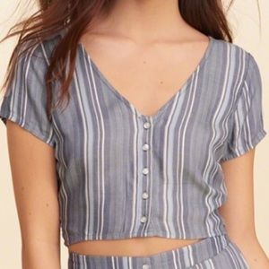 HOLLISTER two piece set /Size top:M bottom:L